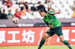 足球直播-国内足球联赛赛况紧张，球队成绩一波三折的简单介绍