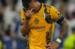 足球直播在线观看免费-巴萨绝杀曼城，萨内高光表现