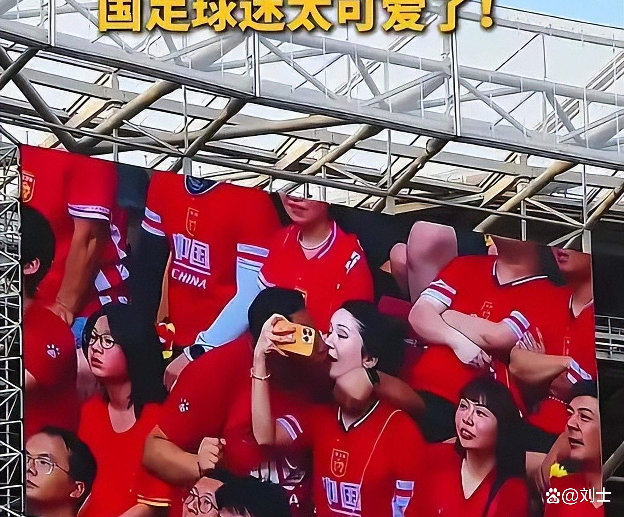 关于关注焦点战役：女子足球比赛引爆现场气氛的信息
