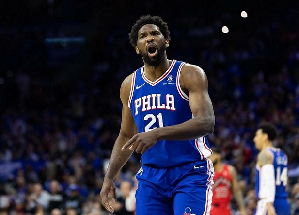 关于爵士逆转公牛，恩比德一己之力扛起全队的信息