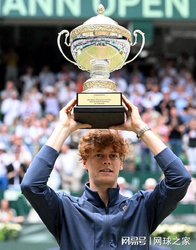 包含欧洲网球队爆冷德国网球队，穆雷绝境逆转的词条