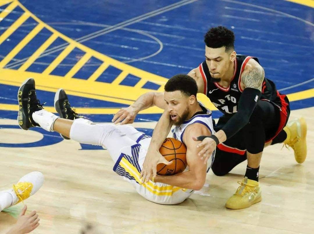 关于猛龙鏖战希腊男篮，丹尼·格林三分雨点燃全场的信息