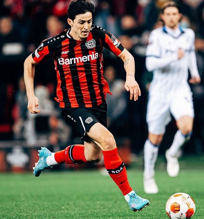 勒沃库森翻盘莱比锡红牛,阿尔瓦雷斯一己之力扛起全队的简单介绍 勒沃库森翻盘莱比锡红牛,阿尔瓦雷斯一己之力扛起全队的简单介绍