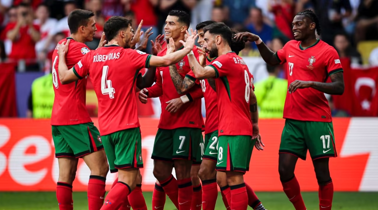 葡萄牙翻盘荷兰，苏亚雷斯统治全场的简单介绍